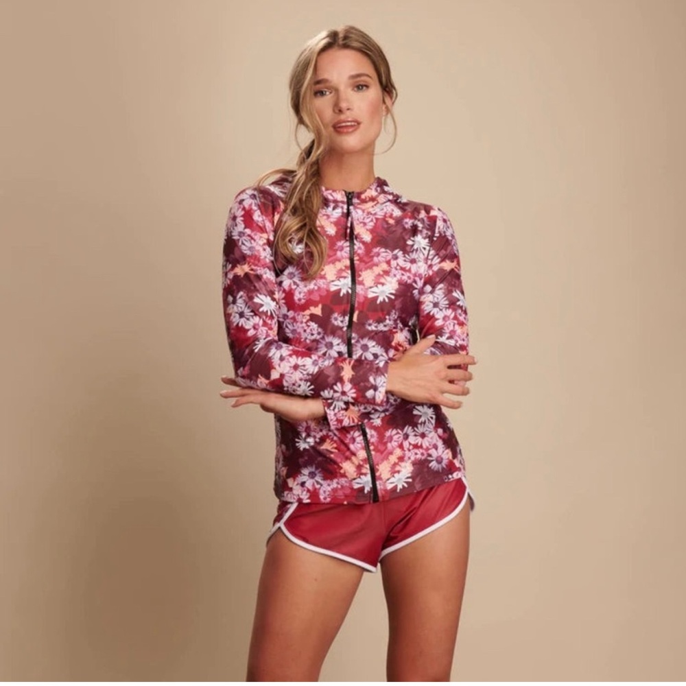NWT Quintsoul Grace Bay Hooded Long Sleeve Rashguard SPF 50+ protection